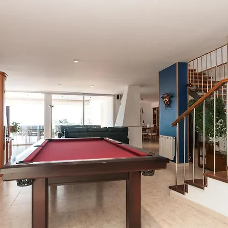 Otel Med Private Pool Bbq Sea *