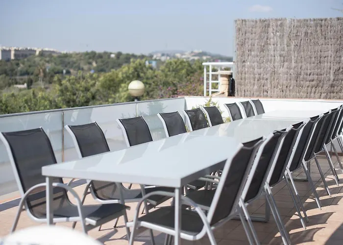 Otel Med Private Pool Bbq Sea *