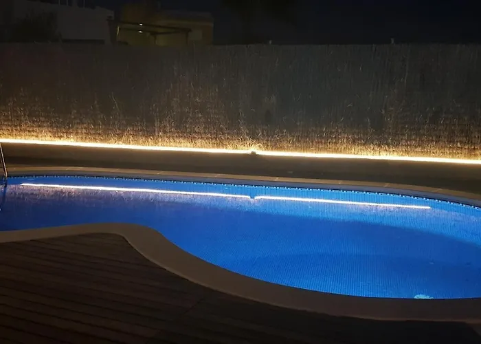 Med Private Pool Bbq Sea Otel