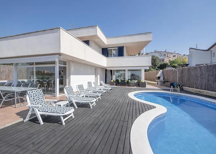 Med Private Pool Bbq Sea Otel